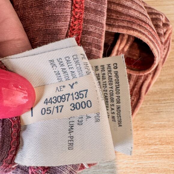 American Eagle Soft and Sexy Acid Wash Ribbed Tie Front Tank, Women’s Size Small - Picture 8 of 9